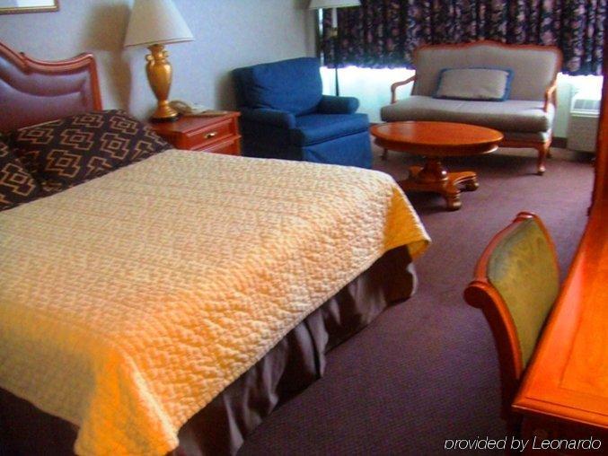 A Victory Inn & Suites - マスキーゴン 部屋 写真