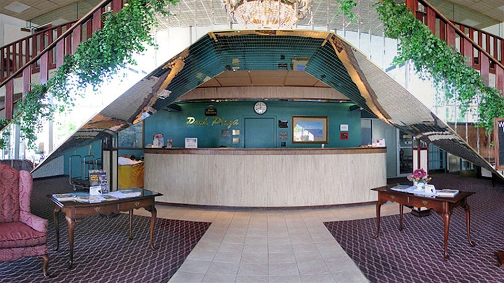 A Victory Inn & Suites - マスキーゴン エクステリア 写真